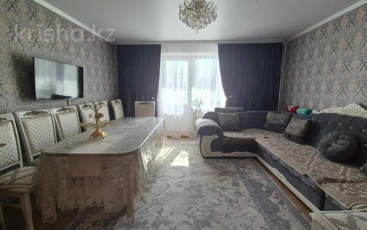 4-комнатная квартира · 84.3 м² · 2/9 этаж, Ауэзова за 35 млн ₸ в Семее — фото 5