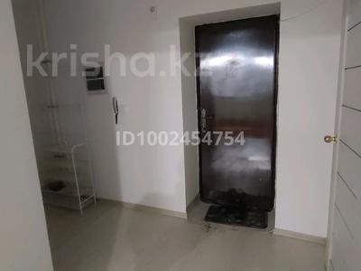 1-комнатная квартира · 46 м² · 1/9 этаж, мкр Береке 22 за 13 млн 〒 в Атырау