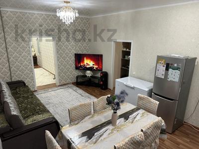 3-комнатная квартира · 71 м² · 2/4 этаж, Машиностроителей 12 за 18.5 млн 〒 в Усть-Каменогорске