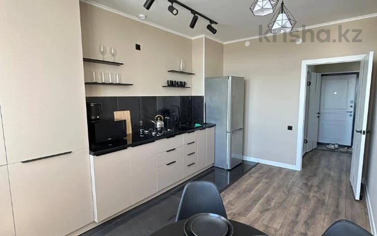 1-бөлмелі пәтер · 42 м² · 4/5 қабат, мкр Самал, мкрн Самал 15, бағасы: 17.5 млн ₸ в Атырау — фото 2