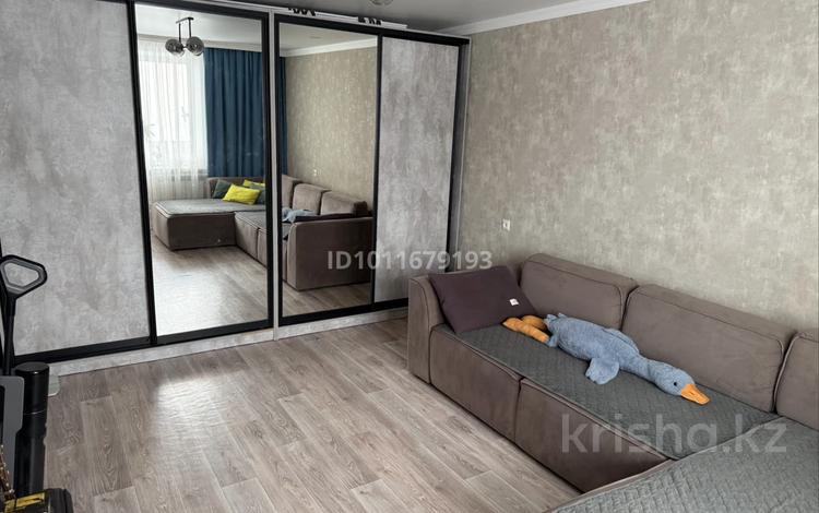 2-бөлмелі пәтер · 49.8 м² · 2/9 қабат, Майкудук, Мкр Восток-3 17 — Ресторан Миллион, бағасы: 17.5 млн ₸ в Караганде, Алихана Бокейханова р-н — фото 2