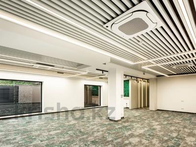 Кеңселер, кабинеттер және жұмыс орындары · 700 м², бағасы: 17.5 млн ₸ в Алматы, Медеуский р-н