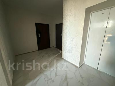 2-комнатная квартира · 43 м² · 6/9 этаж, Рахимова за 22.5 млн 〒 в Петропавловске