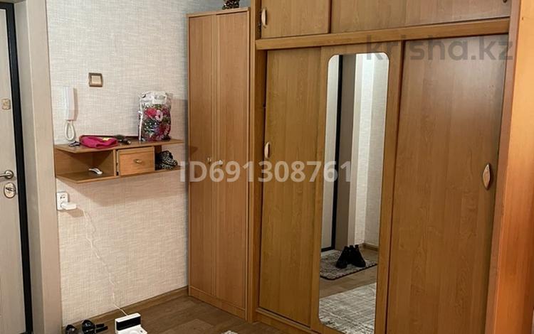 3-комнатная квартира, 70 м², 2/5 этаж, льва толстого 17 за 31 млн 〒 в Усть-Каменогорске — фото 2