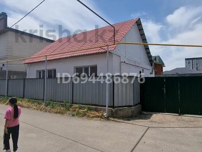 Отдельный дом · 3 комнаты · 60 м² · 5 сот., мкр Акбулак, Мкр Акбулак, ул. Қалжан Нұрмаханова 22 — Алматы Арена за 59.5 млн ₸ в Алатауский р-н
