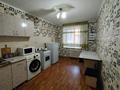 1-бөлмелі пәтер · 53 м² · 2/10 қабат, мкр Женис 7, бағасы: 10 000 ₸ в Уральске — фото 2