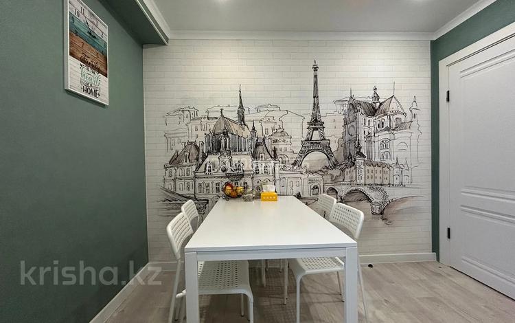 2-бөлмелі пәтер · 52 м² · 9/9 қабат, 10-й микрорайон 18, бағасы: 17.7 млн ₸ в Аксае — фото 9
