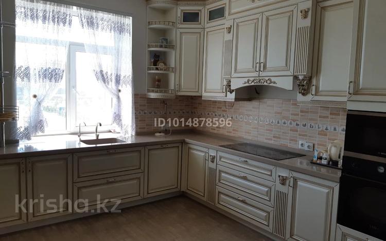 4-комнатная квартира · 170 м² · 3/7 этаж, Мәңгілік Ел 29 — Триумфальная арка за 140 млн ₸ в Астане, Есильский р-н — фото 2
