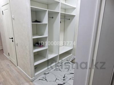 3-комнатная квартира · 81.2 м² · 16/16 этаж, мкр Калкаман-2, Абишева — Напротив жибек жолы базара за 300 000 ₸ в Алматы, Наурызбайский р-н