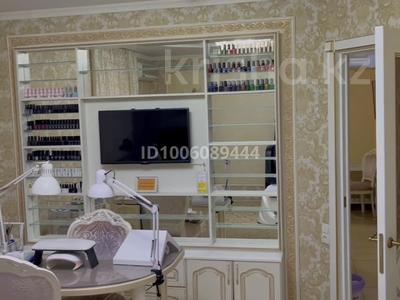Салоны красоты · 116 м² за 110 млн 〒 в Таразе, мкр Акбулак