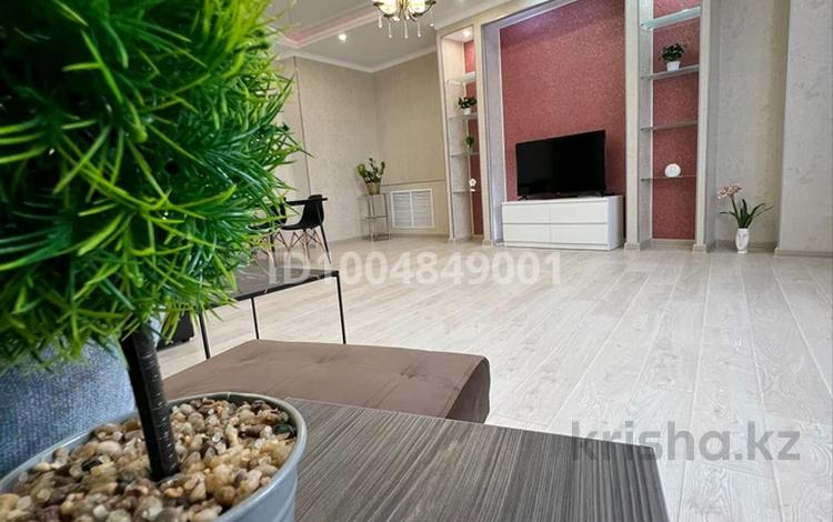 3-комнатная квартира · 130 м² · 8/9 этаж, Абая СитиЛюкс комфорт 190 — Сити центр Абая за 35 000 〒 в Уральске — фото 9