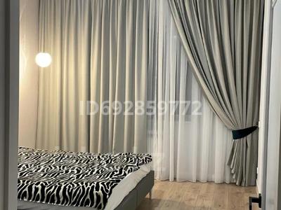 3-бөлмелі пәтер · 107 м² · 3/3 қабат, мкр Жулдыз, 10 мкрн, бағасы: 270 000 ₸ в Уральске