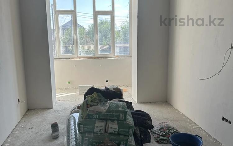 2-бөлмелі пәтер · 70 м² · 1/5 қабат, Кокчетавская 1/5, бағасы: ~ 29 млн ₸ в Уральске — фото 2