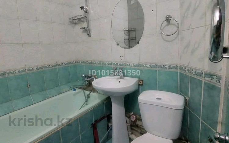 1-комнатная квартира · 30 м² · 5/5 этаж, Вернадского 5а 4 — 12 школа садик вокзал столовая остановка конечная за 150 000 ₸ в Кокшетау — фото 2