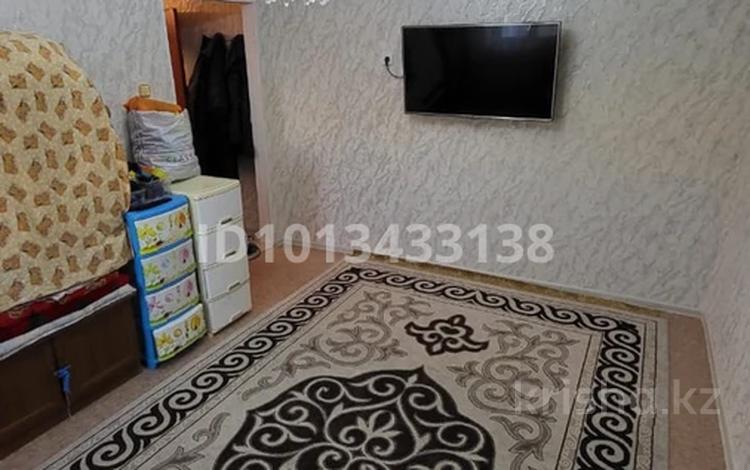 2-бөлмелі пәтер · 40 м² · 5/5 қабат, 22-ш/а. 9, бағасы: 8 млн ₸ в Актау, 22-й мкр — фото 2