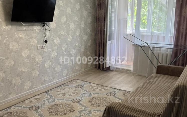 2-комнатная квартира · 45 м² · 2/5 этаж, Доспанова 102 за 15 000 ₸ в Уральске — фото 11