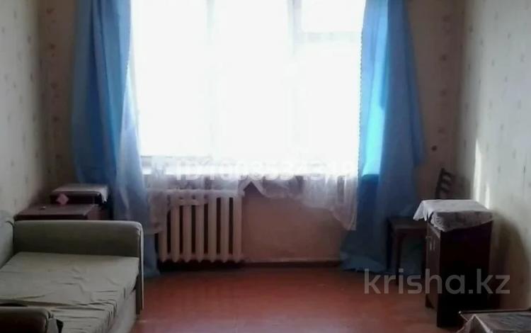 1 бөлме · 13 м², бульвар Гагарина 6.2, бағасы: 145 000 ₸ в Усть-Каменогорске — фото 2