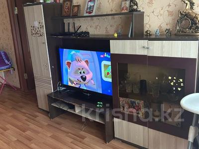 3-комнатная квартира · 65.2 м² · 4/5 этаж, Жусупа 22 за 12 млн 〒 в Экибастузе