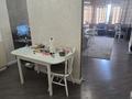 2-бөлмелі пәтер · 84.7 м² · 9/20 қабат, Снегина 32/1, бағасы: 99.8 млн ₸ в Алматы, Медеуский р-н — фото 12