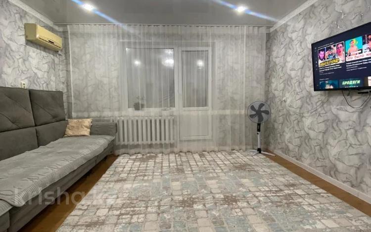 4-бөлмелі пәтер, 80 м², 5/5 қабат, Первомайская, бағасы: 27 млн 〒 в Семее — фото 12