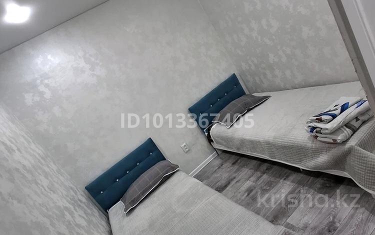 3-комнатная квартира · 63 м² · 2/5 этаж, Сабитова 24 за 15 000 ₸ в Балхаше — фото 2
