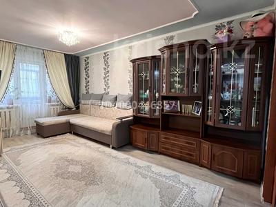 Пәтерлер в Жамбылской обл.: 2-бөлмелі пәтер · 45.2 м² · 3/5 қабат, Аль-Фараби 8 — 5 микрорайон, бағасы: 15 млн 〒 2-бөлмелі пәтер · 45.2 м² · 3/5 қабат, Аль-Фараби 8 — 5 микрорайон, бағасы: 15 млн 〒 в Таразе