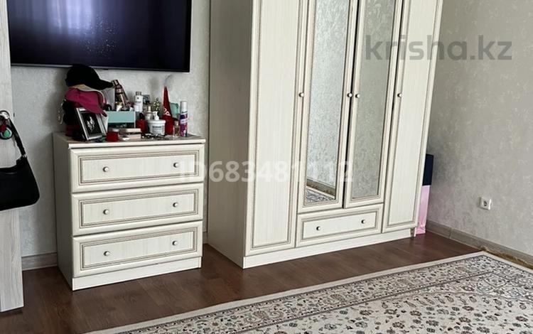 1-комнатная квартира · 45.4 м² · 5/5 этаж, 17-й мкр 74 за 13.5 млн ₸ в Актау — фото 2