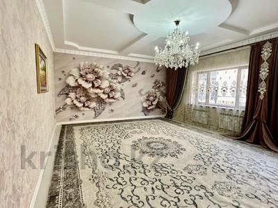 Аренда домов или дач в Алматы: Отдельный дом · 8 комнат · 500 м² · помесячно, мкр Акжар 50 за 1.6 млн 〒 Отдельный дом · 8 комнат · 500 м² · помесячно, мкр Акжар 50 за 1.6 млн 〒 в Алматы, Наурызбайский р-н