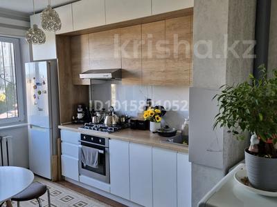3-комнатная квартира · 63.3 м² · 5/10 этаж, мкр 11, Мкр 11 Нагашабай Шайкенова 1 — На против церкви за 24 млн ₸ в Актобе