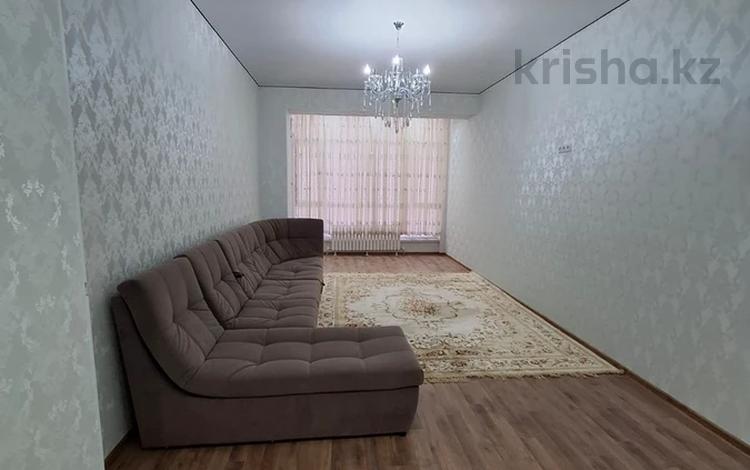 2-комнатная квартира · 81.5 м² · 5/13 этаж, 16-й мкр 85 за 300 000 ₸ в Актау — фото 2
