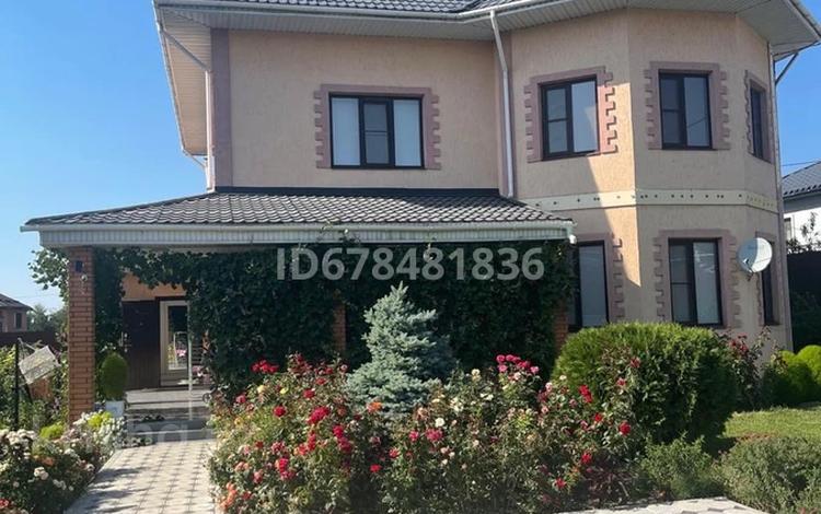 Отдельный дом · 5 комнат · 250 м² · 8 сот., мкр Алатау (ИЯФ) за 500 000 ₸ в Алматы, Медеуский р-н — фото 13