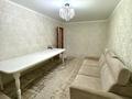 2-бөлмелі пәтер · 54 м² · 1/5 қабат, 11 ш/а. — 9 школа, бағасы: 19 млн ₸ в Актобе, мкр 11