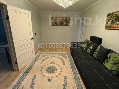 3-комнатная квартира · 54 м² · 2/5 этаж, мкр Новый Город, Абдирова — Гоголя за 20 000 ₸ в Караганде, Казыбек би р-н