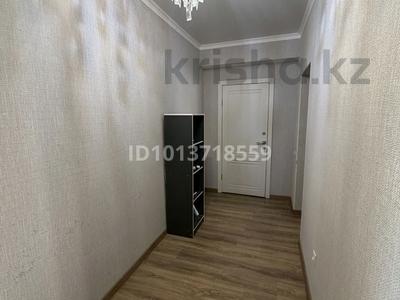 2-комнатная квартира · 70 м² · 2/13 этаж, Муратбаева 14 за 300 000 ₸ в Алматы, Алмалинский р-н