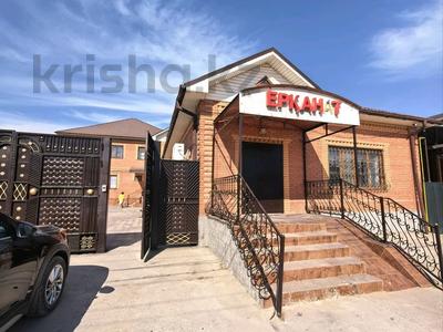 Отдельный дом · 6 комнат · 200 м² · 10 сот., Сағат Боханұлы 4 — проспект Астана, КМФ за 70 млн ₸ в 