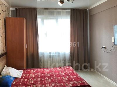 2-бөлмелі пәтер · 45 м² · 3/5 қабат, Кабанбай батыр 114 — Бурова, бағасы: 2 000 〒 в Усть-Каменогорске, Ульбинский