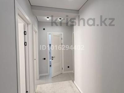 2-бөлмелі пәтер · 70 м² · 5/5 қабат, Самал ш/а., Мкрн Самал 60A, бағасы: 300 000 ₸ в Атырау, мкр Самал