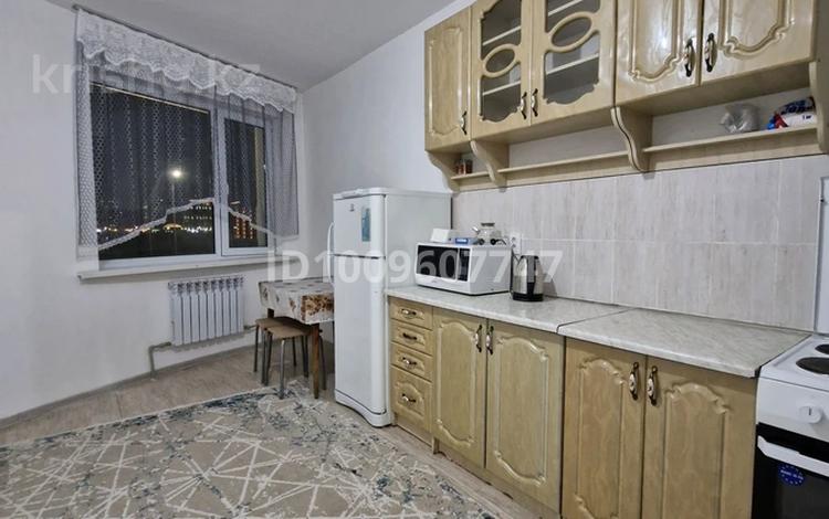 1-комнатная квартира · 40 м² · 2/12 этаж, 9-я улица — Конгресс хол за 10 000 〒 в Туркестане — фото 3