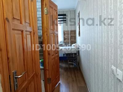 2-комнатная квартира · 43.8 м² · 2/5 этаж, Абая 14 — Продается двухкомнатная квартира в центре города за 10 млн ₸ в Сатпаев