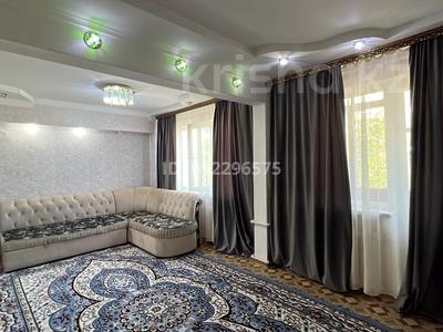3-комнатная квартира · 80 м² · 2/5 этаж, Мкр. Сыдыка Мухамеджанова 20 за 25 000 ₸ в Балхаше