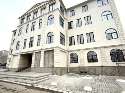 Свободное назначение, офисы, медцентры и аптеки, образование, конференц-залы, кабинеты и рабочие места · 369.2 м² за 4 500 〒 в Усть-Каменогорске