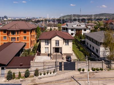 Отдельный дом · 7 комнат · 560 м² · 10 сот., мкр Горный Гигант, Шубарколь 24 за 400 млн ₸ в Алматы, Медеуский р-н
