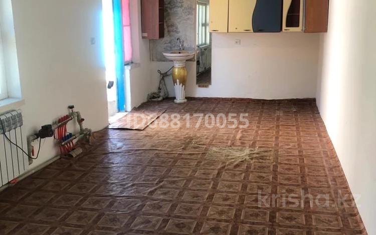 Отдельный дом · 1 комната · 50 м², Жангозина 6 — Наурызбай батыр за 80 000 〒 в Каскелене — фото 2