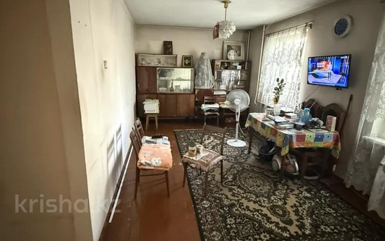 3-комнатная квартира · 58 м² · 4/5 этаж, Казыбек би 126 за 32.5 млн ₸ в Алматы, Алмалинский р-н — фото 2