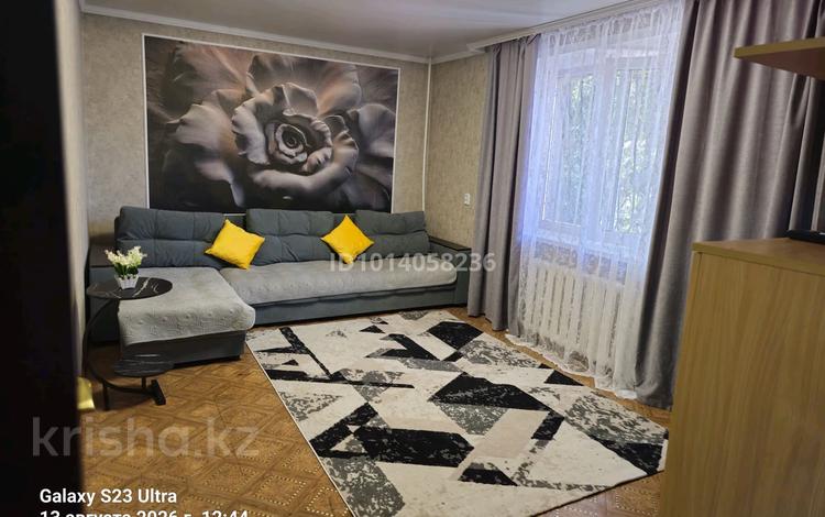 2-бөлмелі пәтер · 43 м² · 1/9 қабат, Жаңа қала ш/а., Ермекова 56 — Находится возле вокзала, бағасы: 15 000 ₸ в Караганде, Казыбек би р-н — фото 9