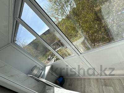 3-бөлмелі пәтер · 50 м² · 4/5 қабат, Камзина 18 — Угол Суворова-Камзина, бағасы: 20 млн ₸ в Павлодаре