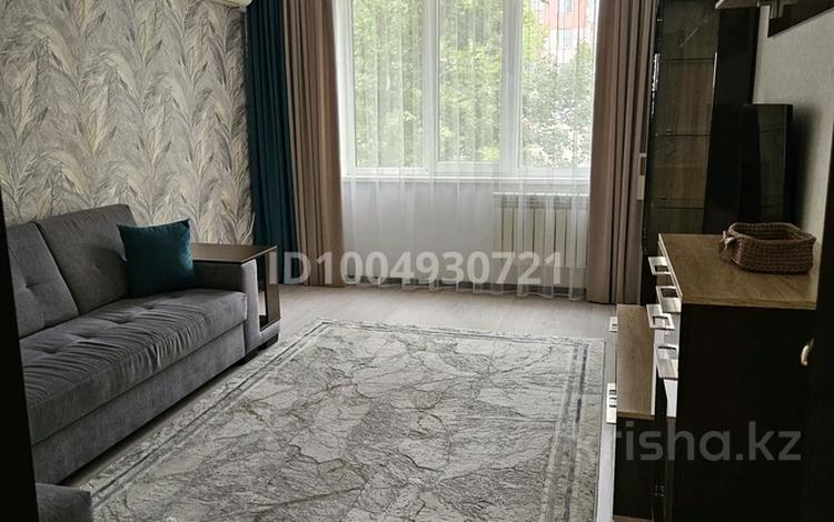 2-бөлмелі пәтер · 56 м² · 4/9 қабат, 5 мкр 39 дом, бағасы: 250 000 ₸ в Аксае — фото 2