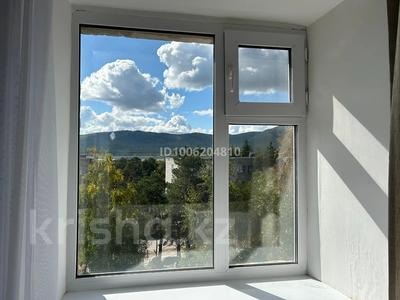 3-комнатная квартира · 64.2 м² · 4/5 этаж, Приозерная 6 за 32 млн 〒 в Щучинске