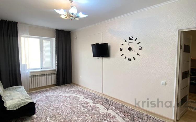 1-комнатная квартира, 45 м², 3/6 этаж, 31А мкр 3