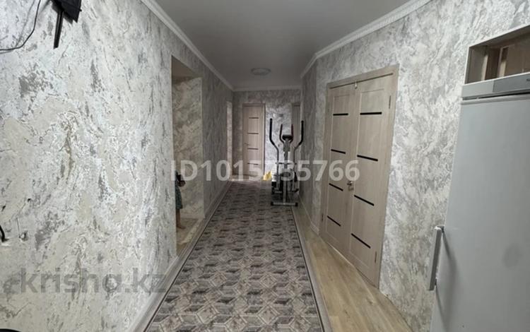 4-бөлмелі пәтер · 130 м² · 6/6 қабат, Болашақ ш/а. 129е, бағасы: 37 млн ₸ в Актобе, мкр Болашак — фото 2